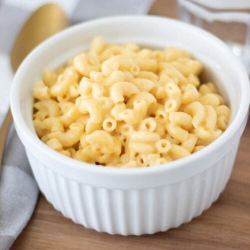 Instant Pot Macaroni and Cheese - The Grove Bend Kitchen